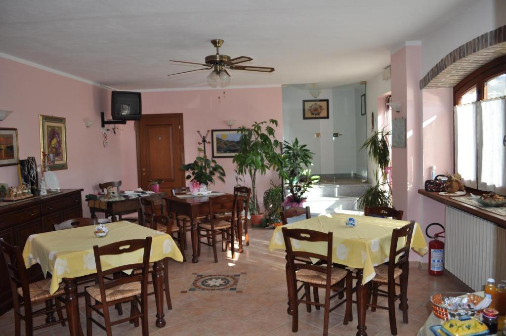 Agriturismo Ai Piacentini Santo Stefano Belbo Eksteriør bilde